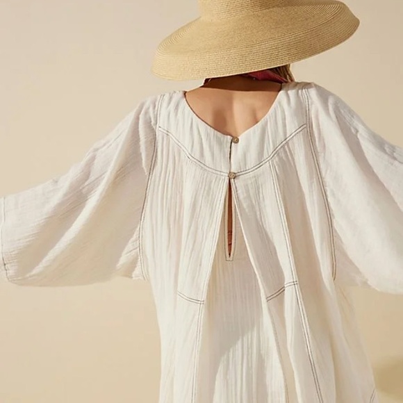 Free People Dresses & Skirts - Free-est Fernanda
Tunic COLOR - Ivory